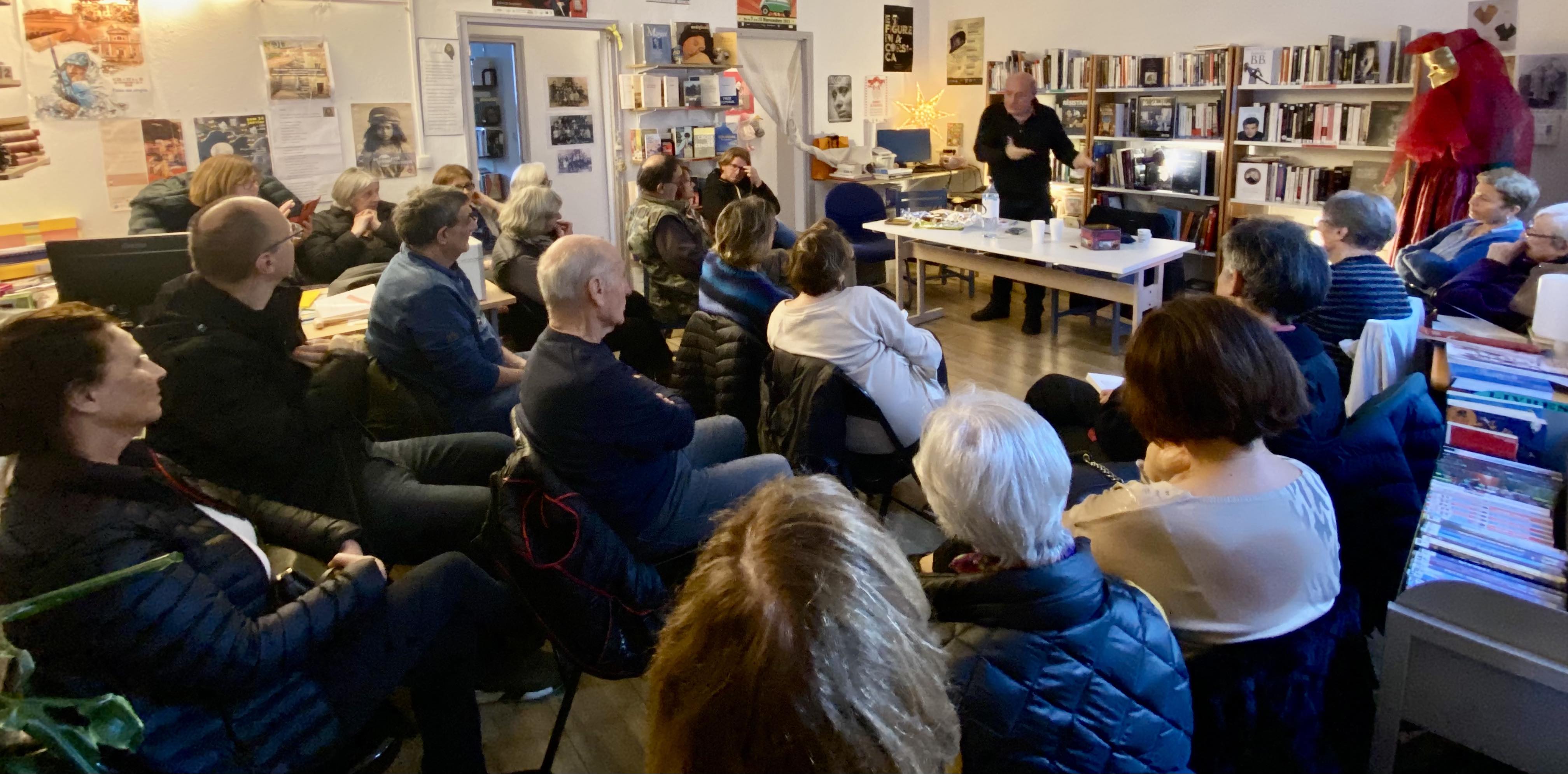 Conférence sur la mafia à Paris, le soutien de la diaspora